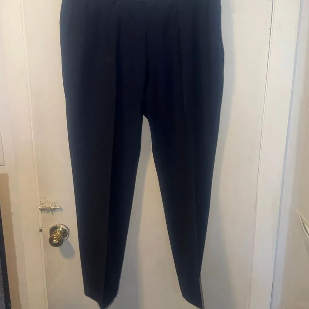 CHARLES TYRWHITT Navy Blue Wool Suit-42S 36x30